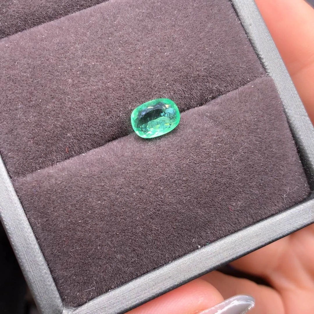 帕拉依巴碧玺1.94克拉未镶嵌