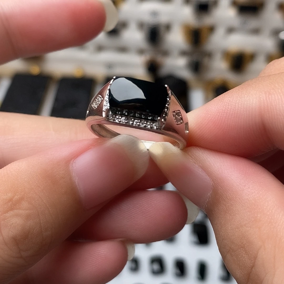翡翠戒指银S925镶嵌大****生
