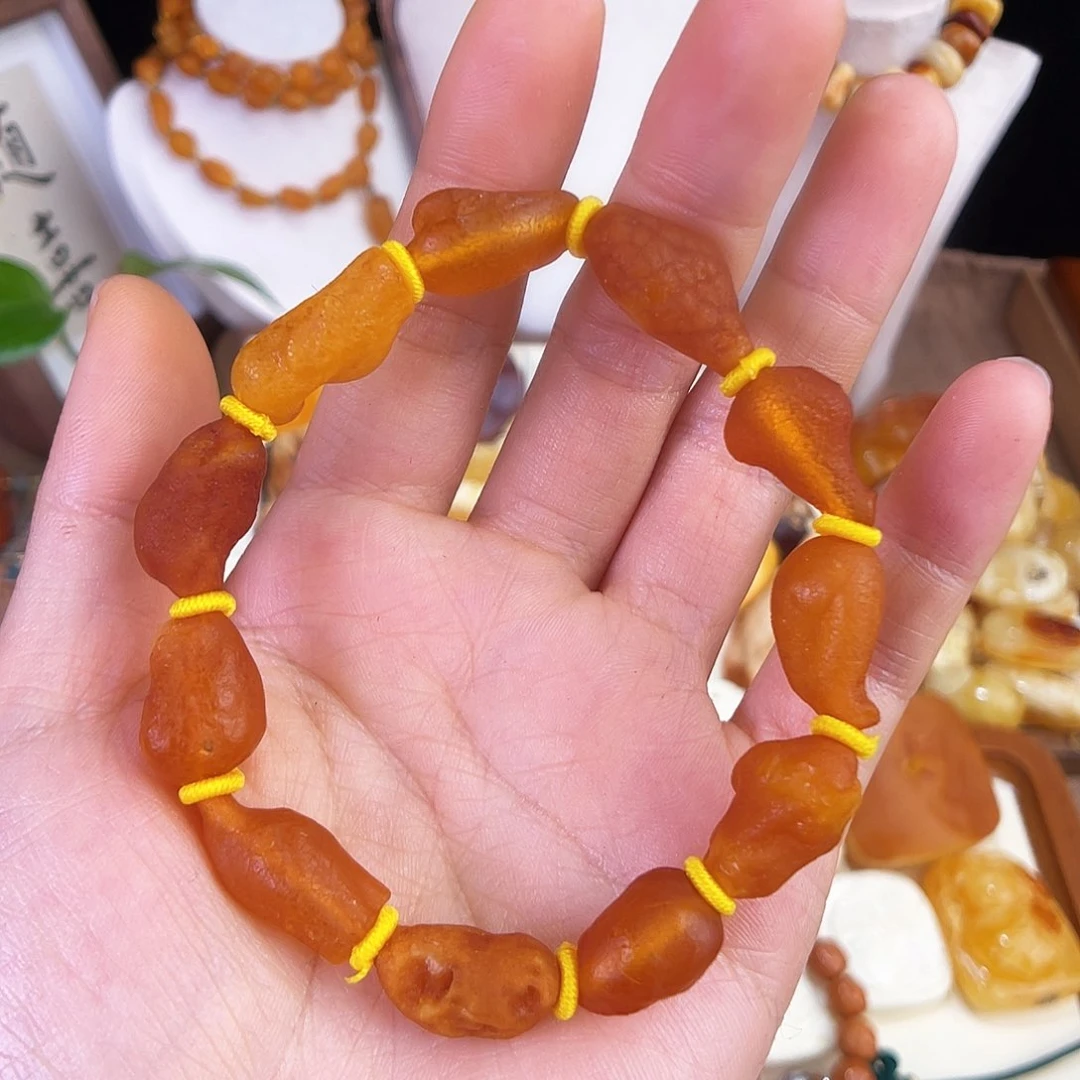 琥珀珠宝奇石未镶嵌，