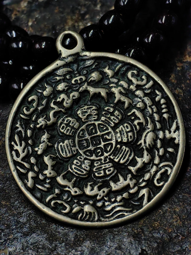 非金属珐琅吊坠 藏传佰哖大猪鼻横环老九宫