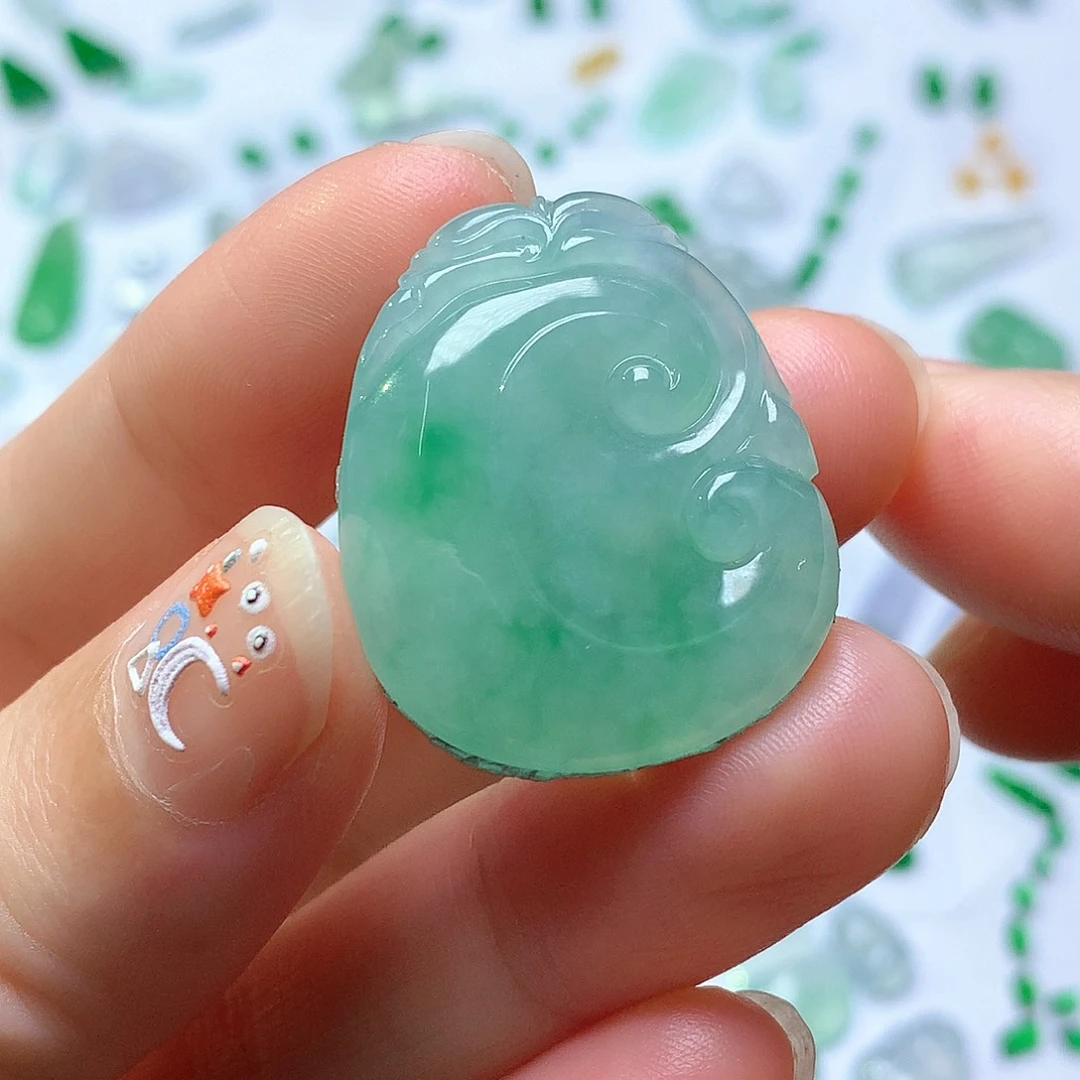 颈饰未镶嵌翡翠如意