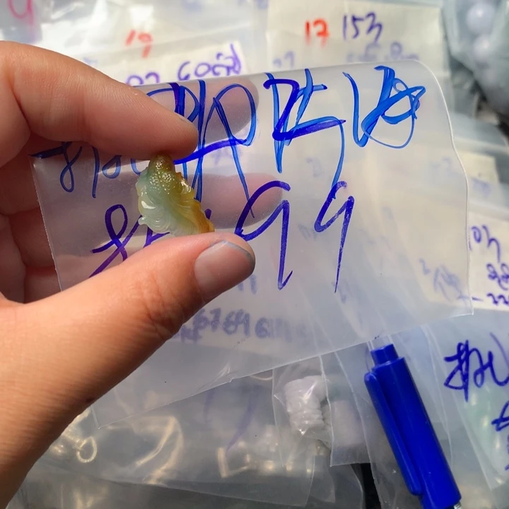 定制翡翠未镶嵌那****h