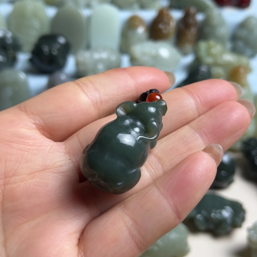 和田玉未镶嵌挂件