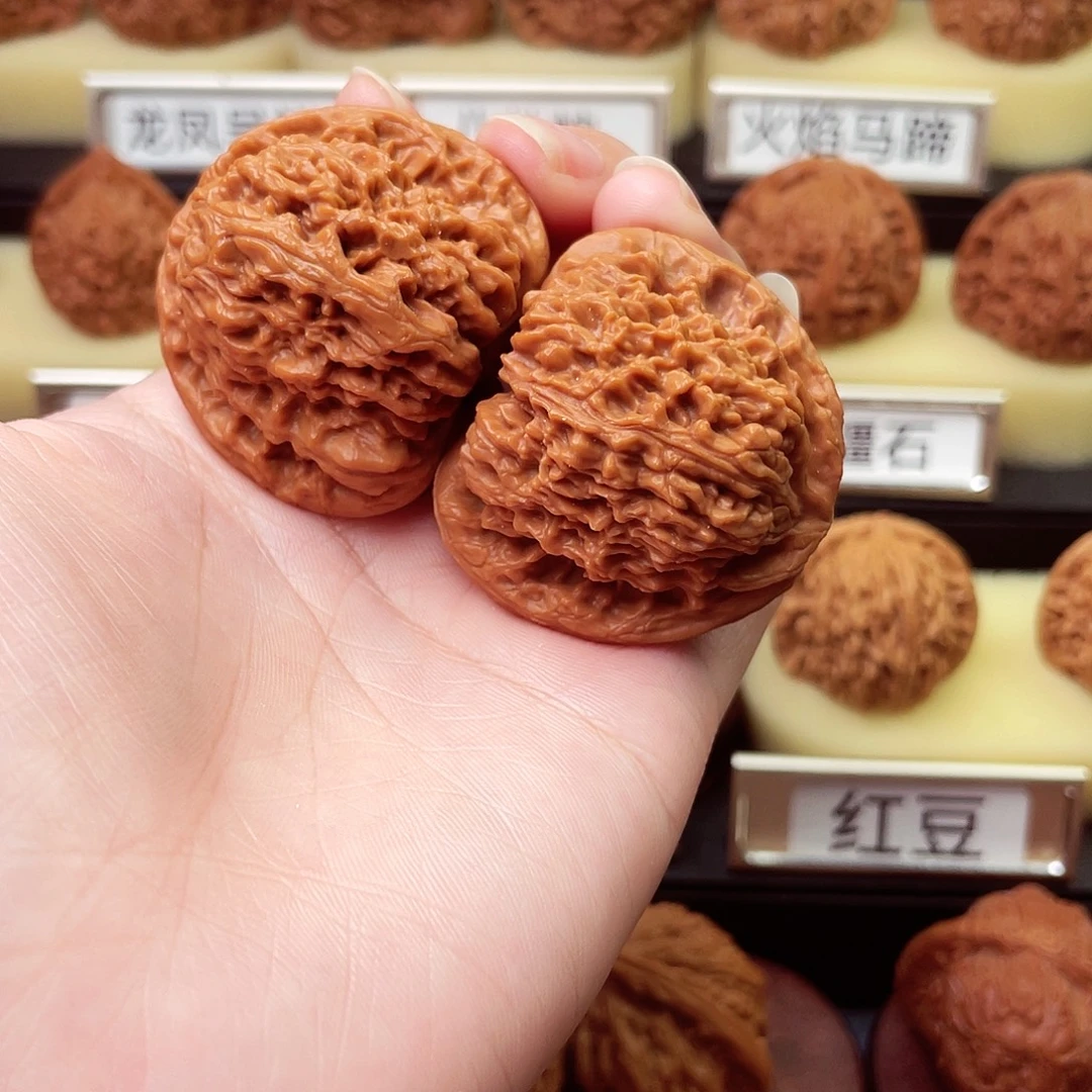 文玩核桃吊坠南疆42尺954