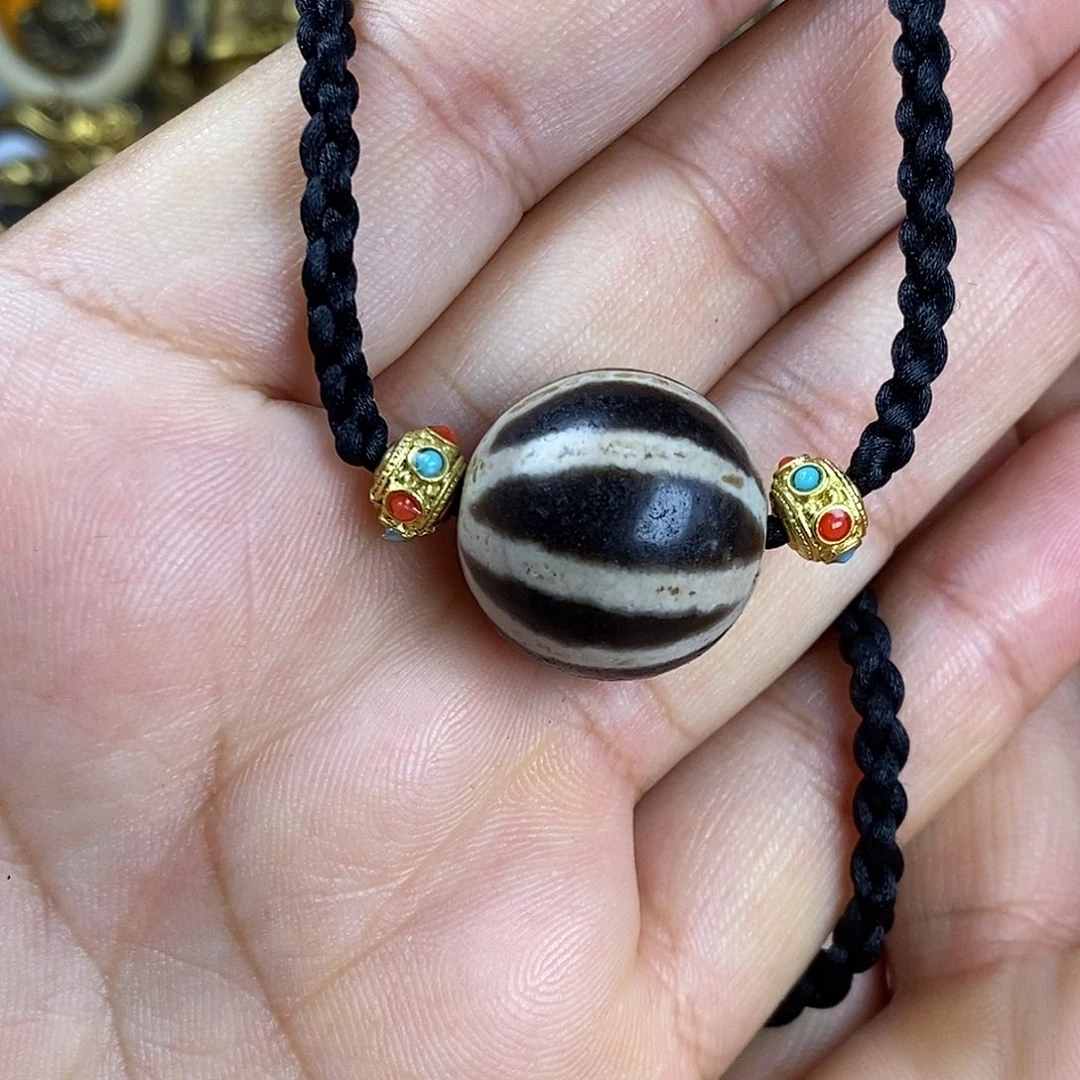 贝壳手串/手链…………………………………………