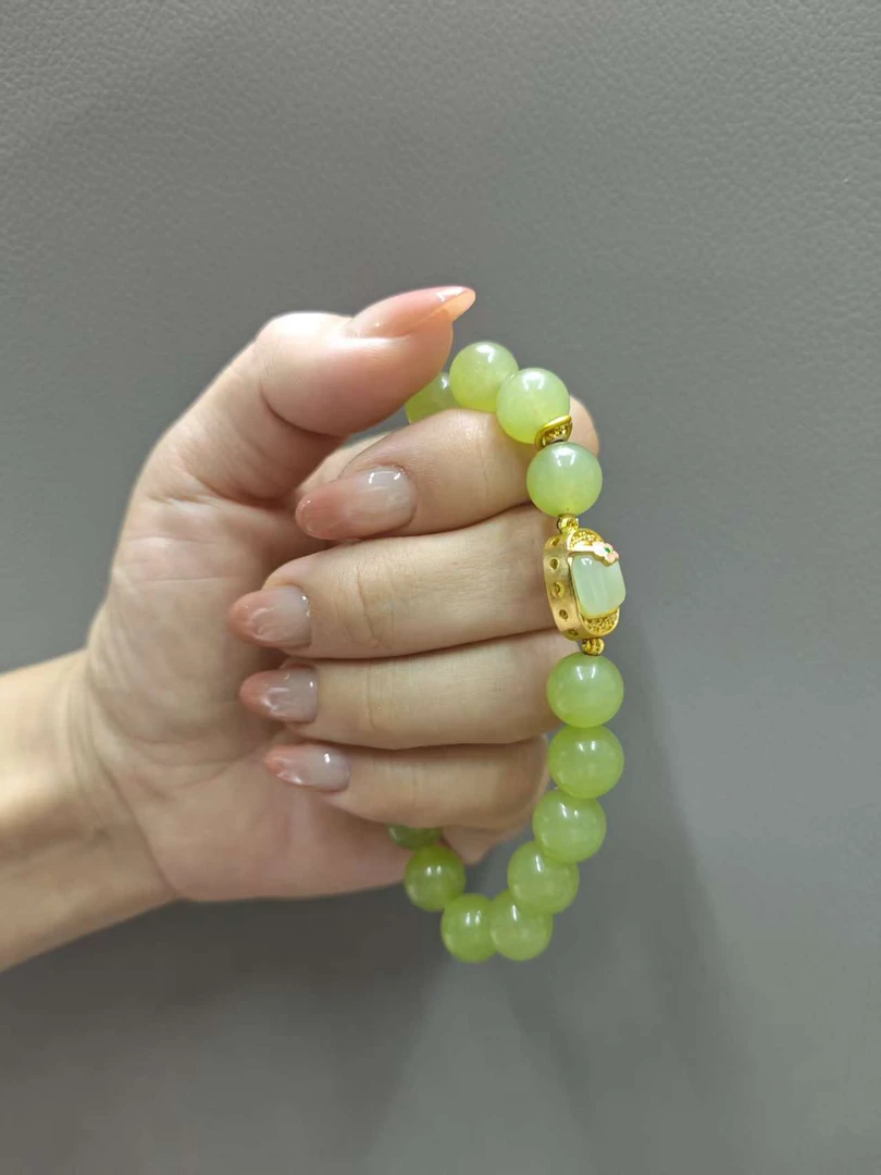 HTY-002和田玉戴福玉石手串