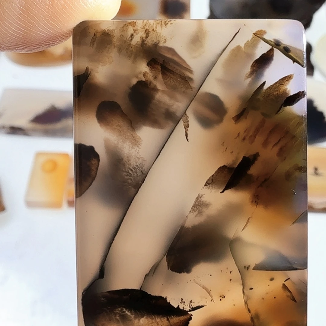 玛瑙/玉髓未镶嵌珠宝半成品
