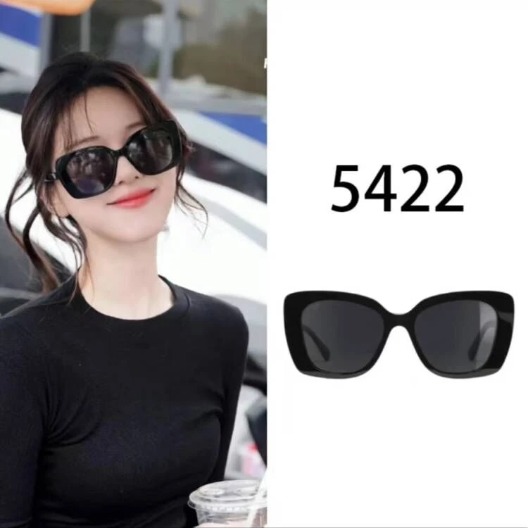 琦琦大框时尚潮流墨镜5422