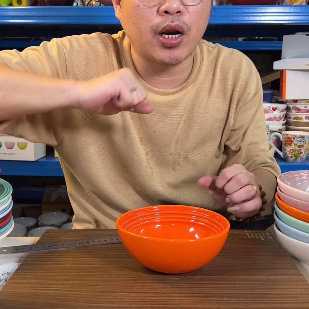 陶瓷橙色温哥华面碗