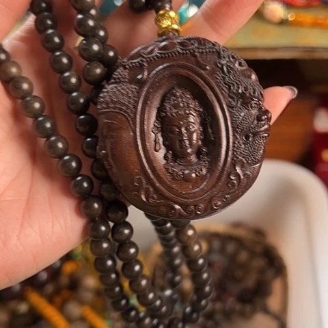 滴血莲花菩提吊坠