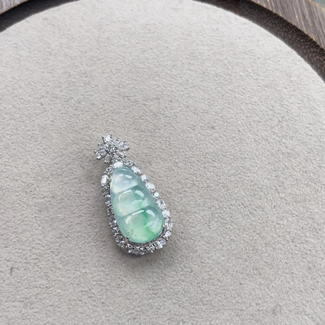 翡翠银S925镶嵌颈饰