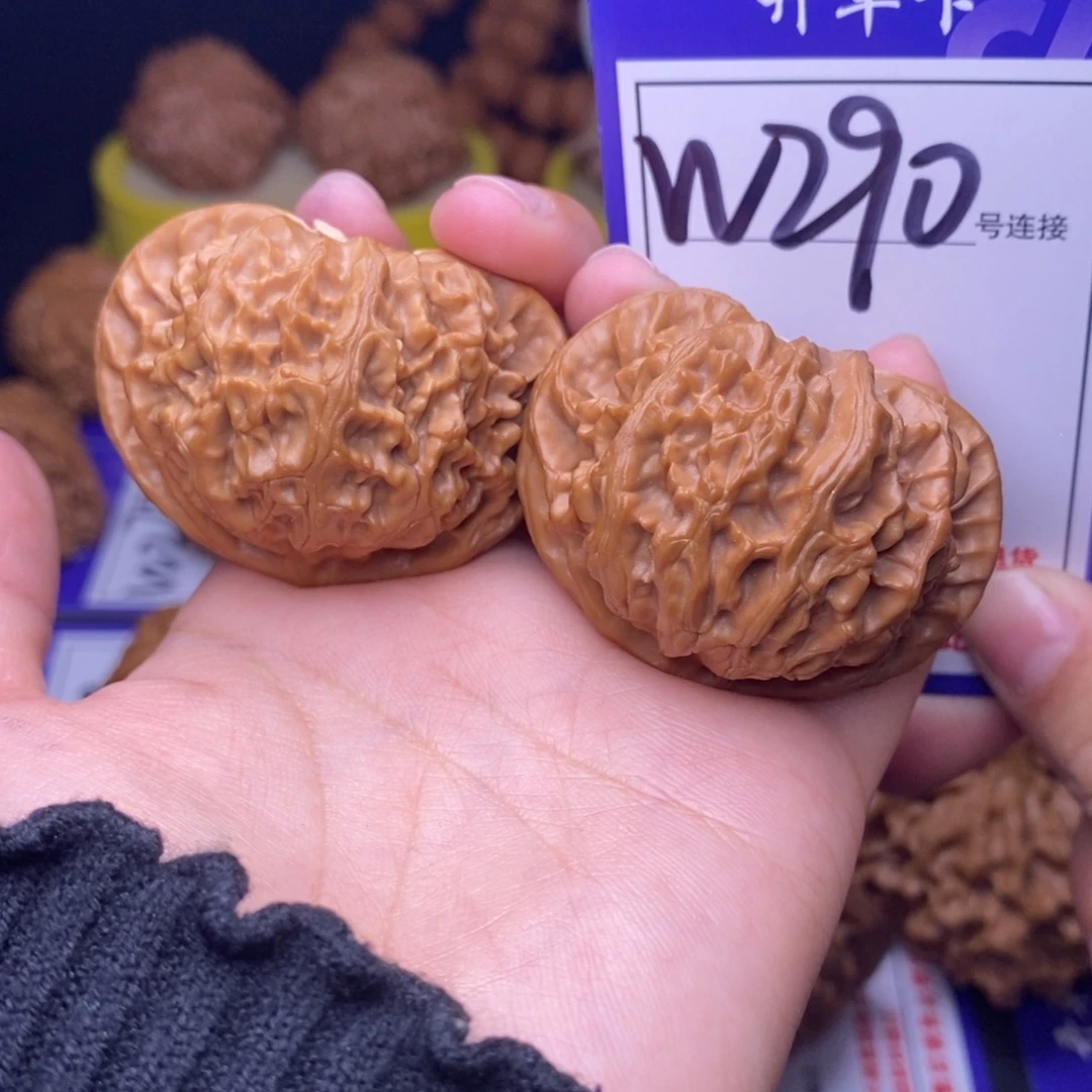 文玩核桃吊坠W290链接 宫灯46尺