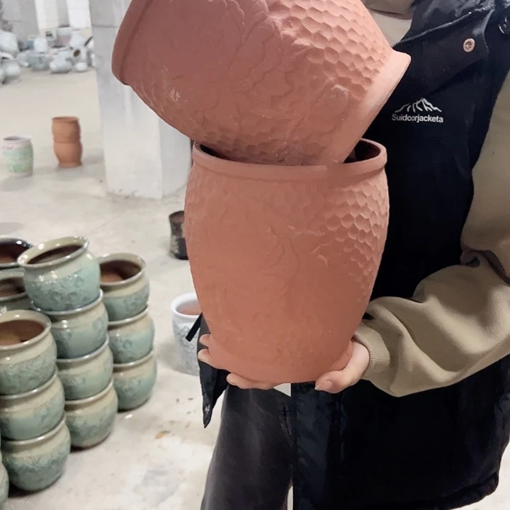 高度22厘米口19厘米