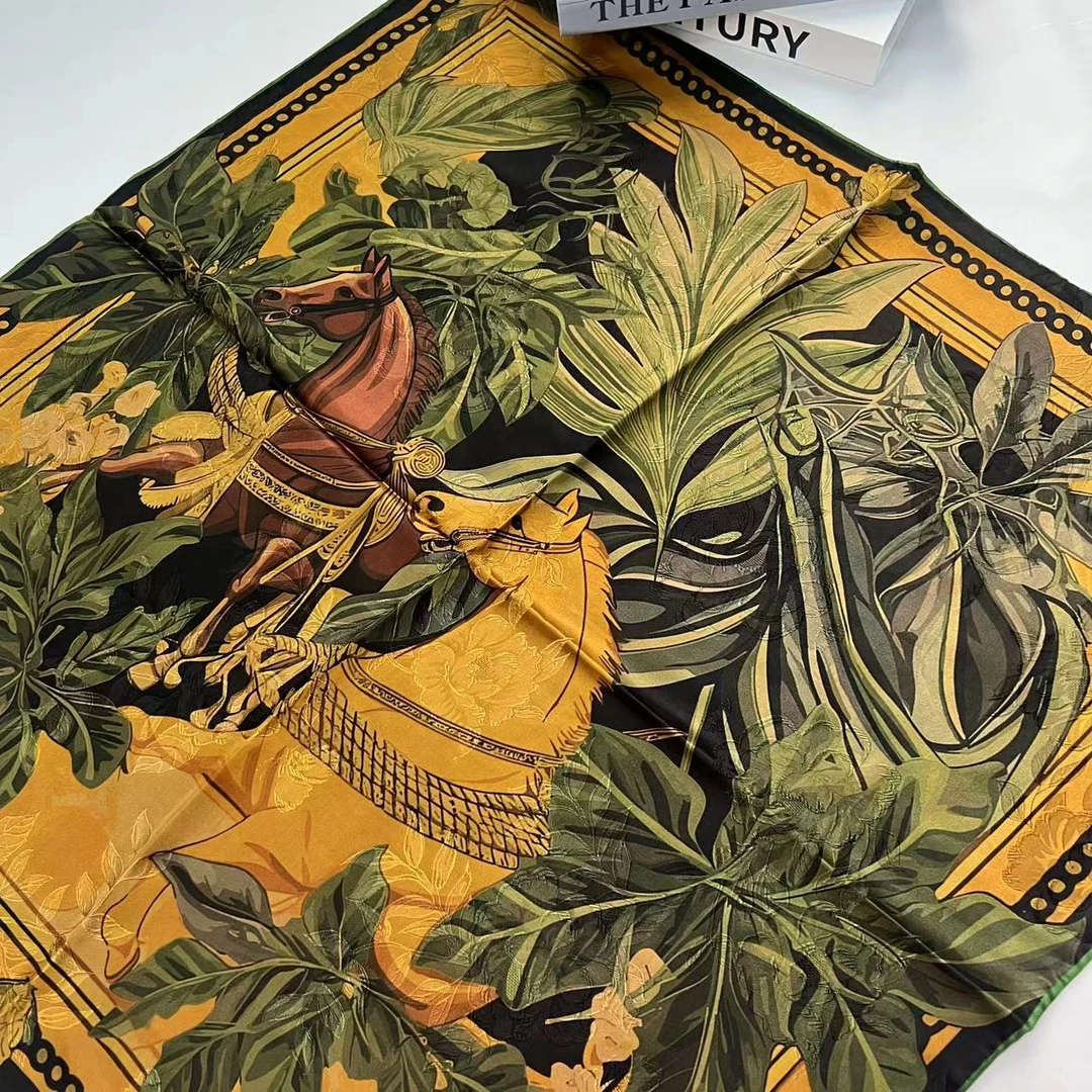 70香云纱方巾-椰林骏马 湖丝42姆米65cm丝巾