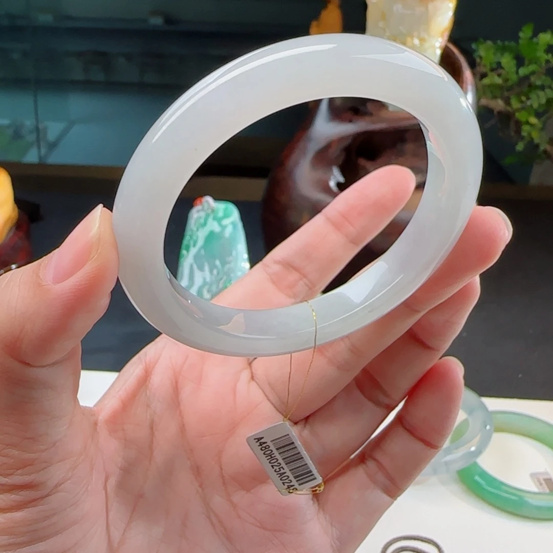 【闪购商品】翡翠手镯未镶嵌堯