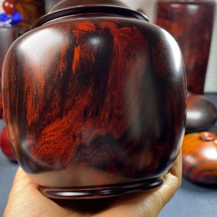 草***芽交趾黄檀（大红酸枝）