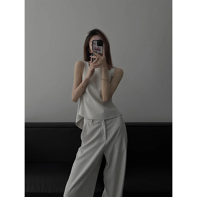 多巴胺夏季衣服无袖背心上衣新款女装小众简约高腰百搭休闲裤套装