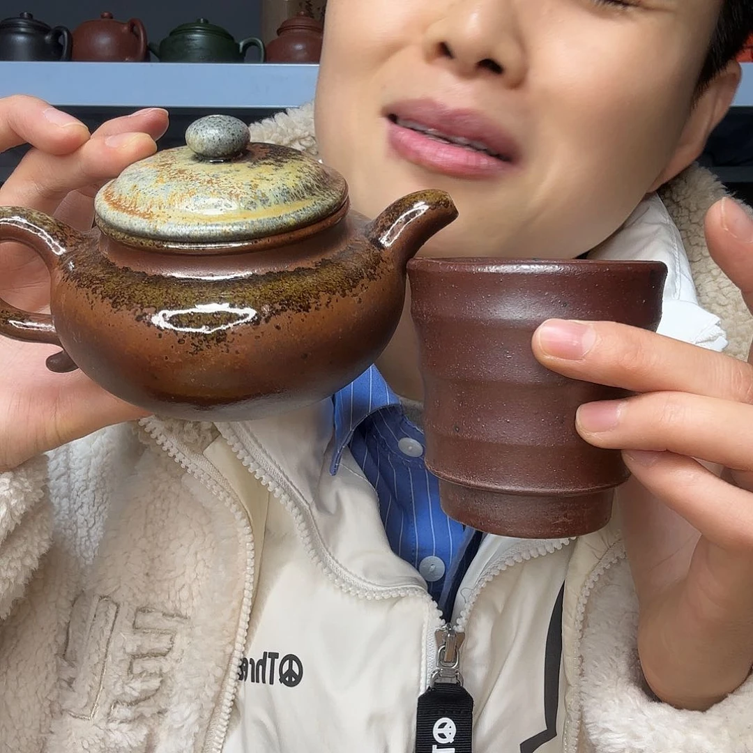 紫砂茶壶正**用民间手艺人全手工制作