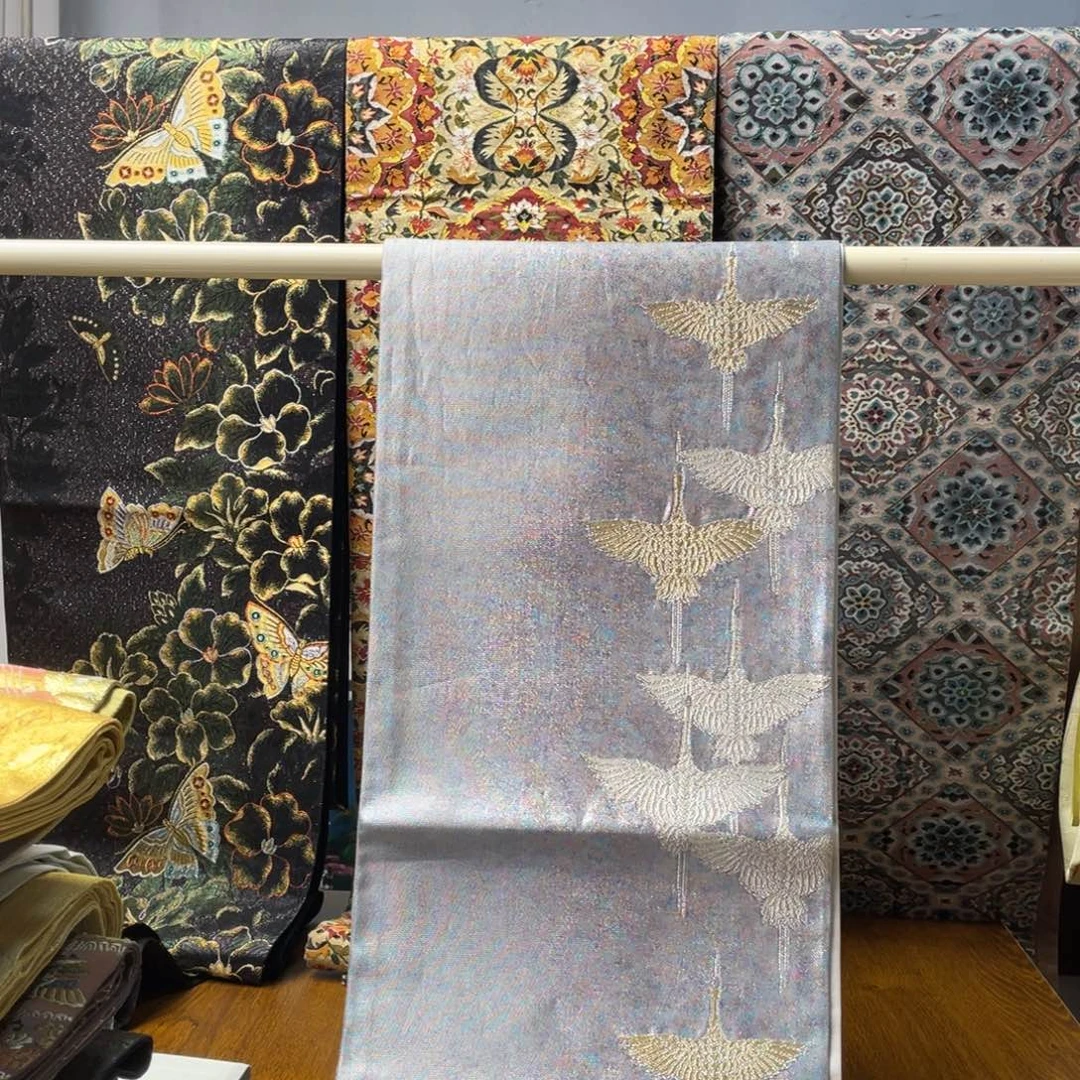 织绣彩金彩金彩金