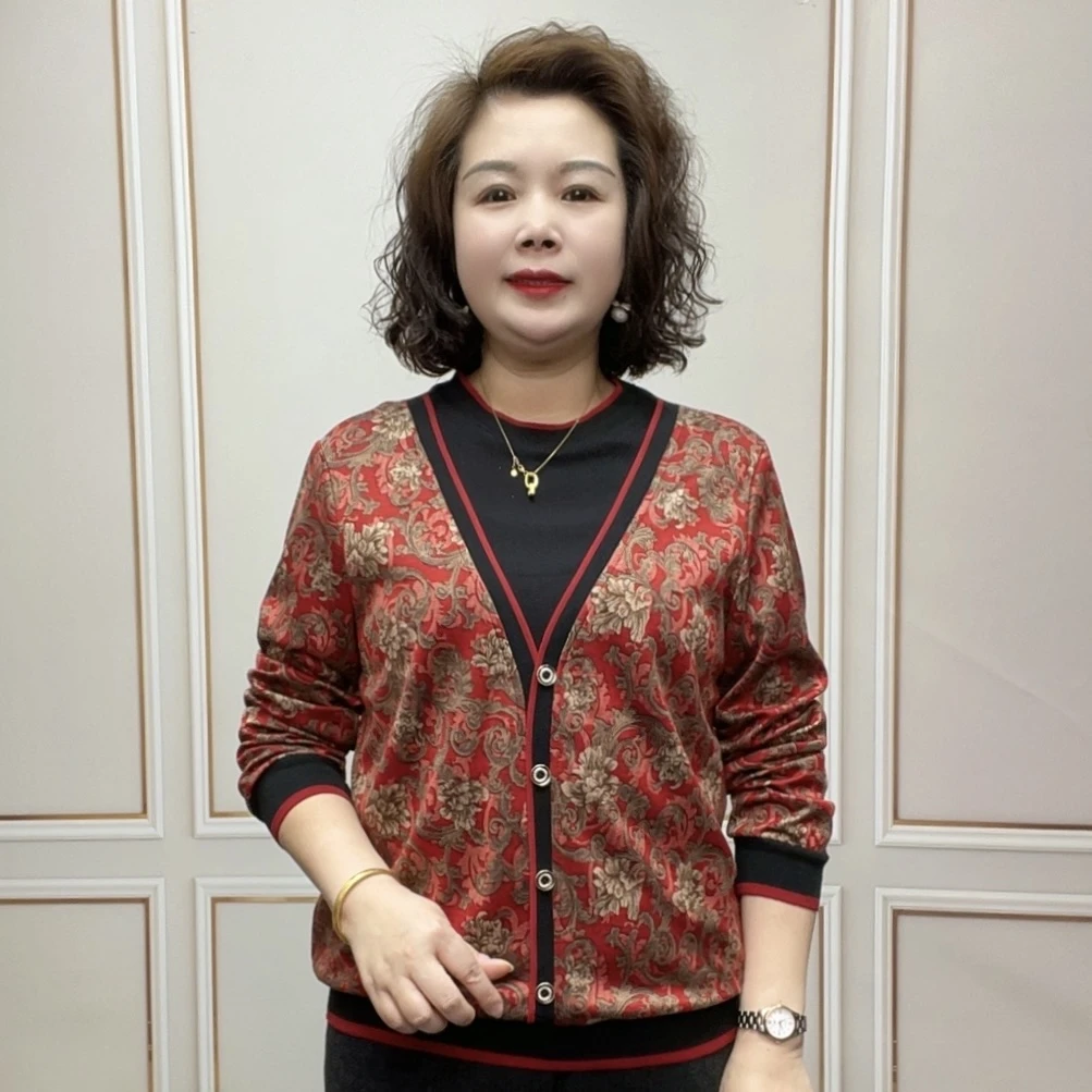 2025春季时尚妈妈装气质宽松春秋显瘦百搭减龄中老年洋气打底衫