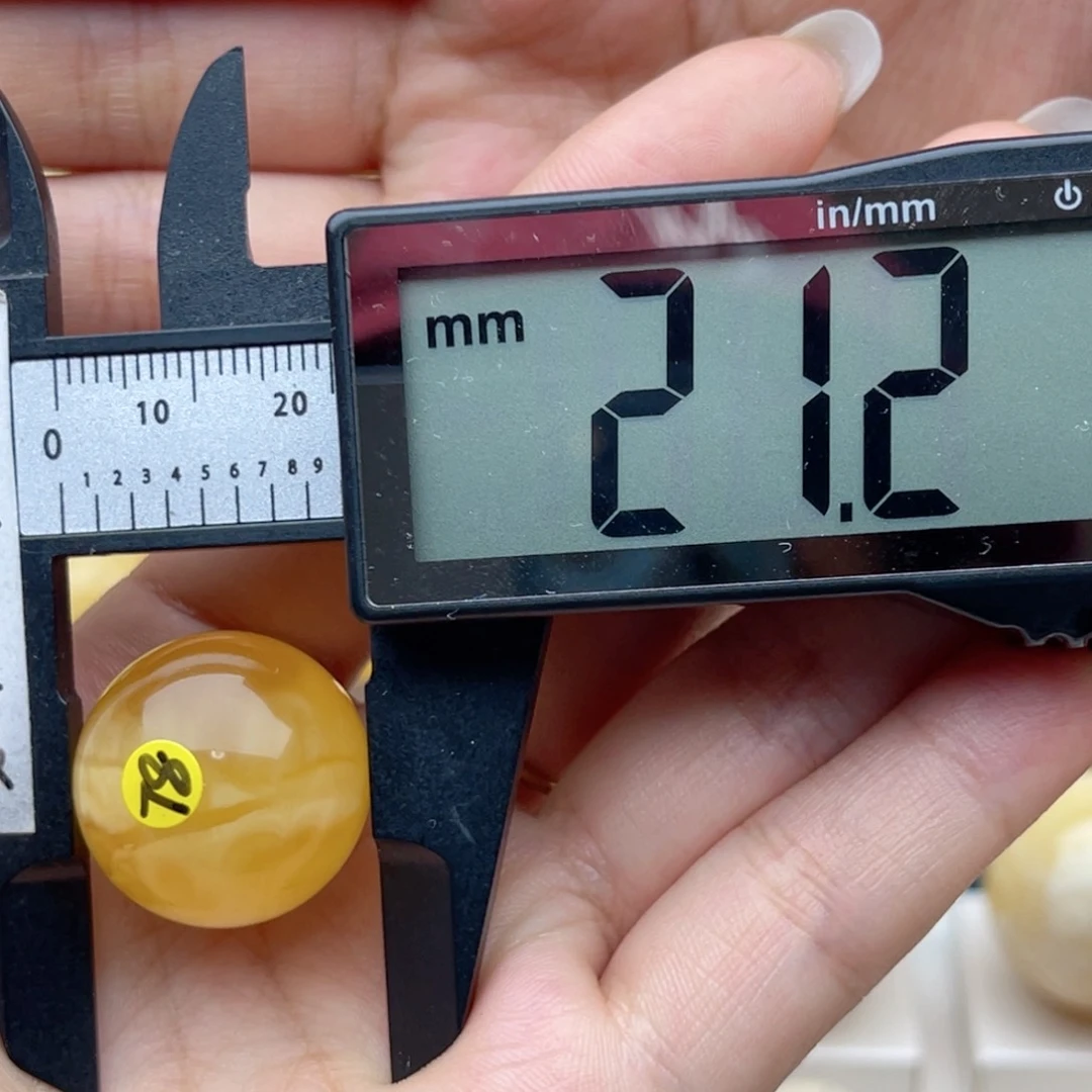 未镶嵌蜜蜡裸石蜜蜡圆珠玥