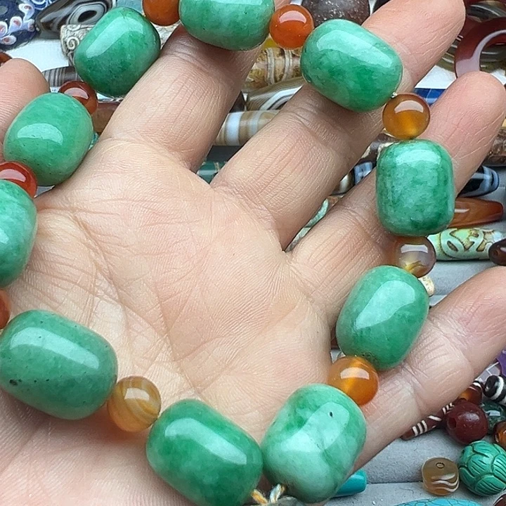 玛瑙/玉髓合金颈饰