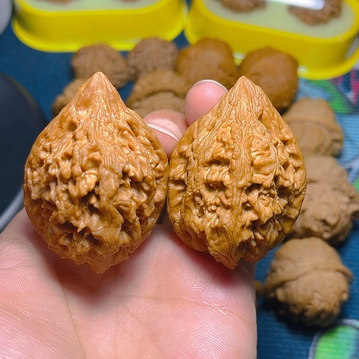 文玩核桃吊坠大沽石