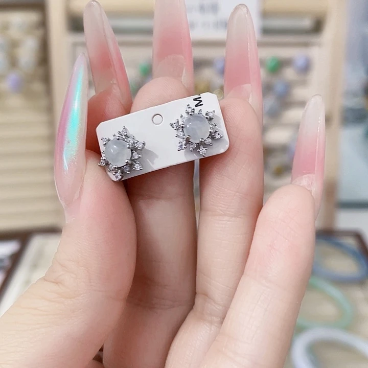 翡翠未镶嵌颈饰天然翡翠Ａ货