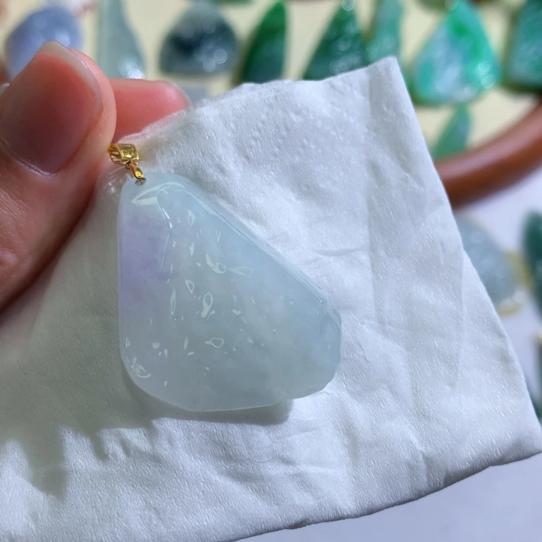 【闪购商品】翡翠吊坠(不含链)未镶嵌 3675