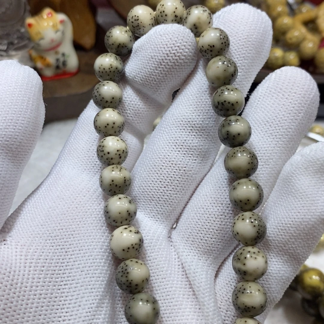 手串星月菩提绿包白9圆河豚