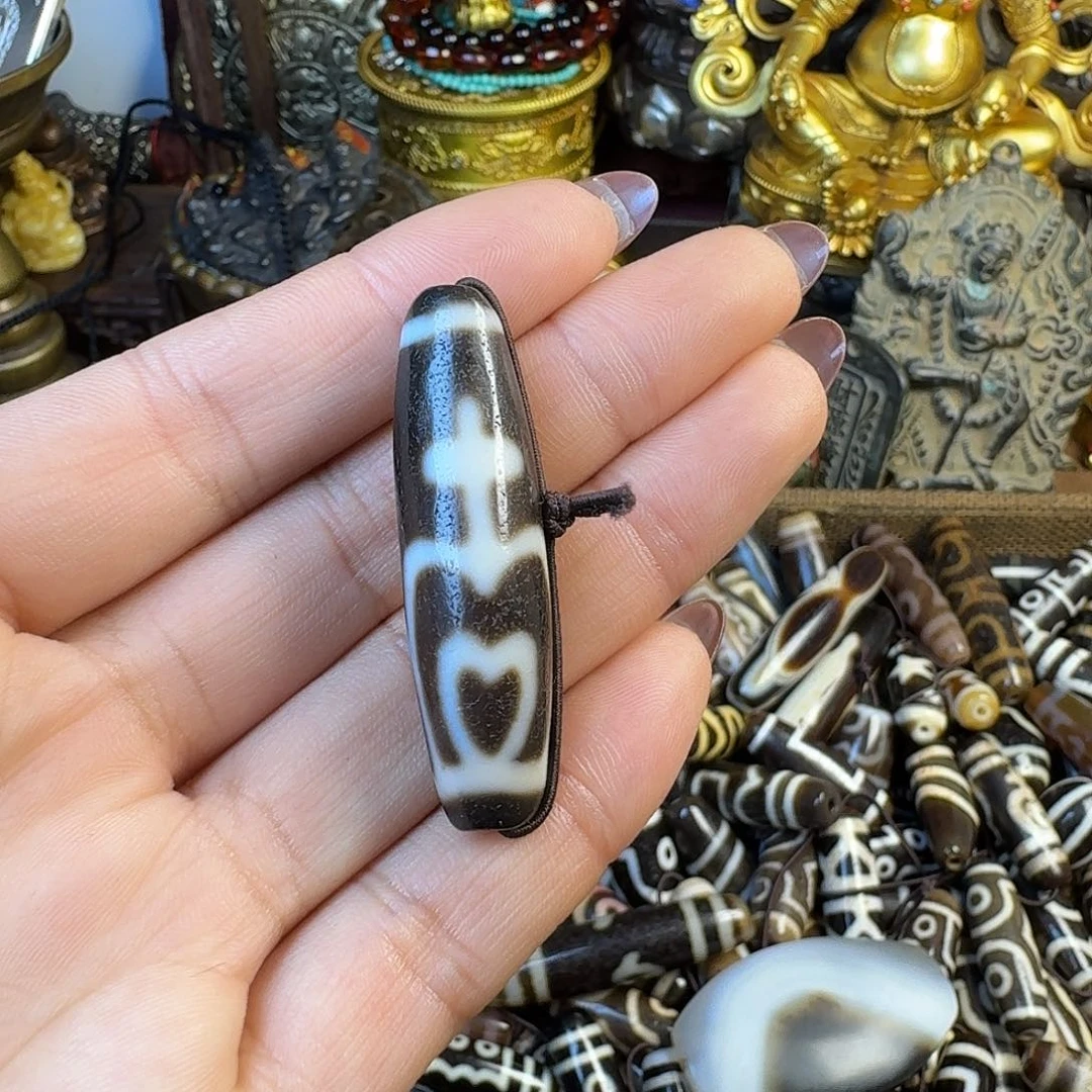 泥塑扎西德勒独特设计