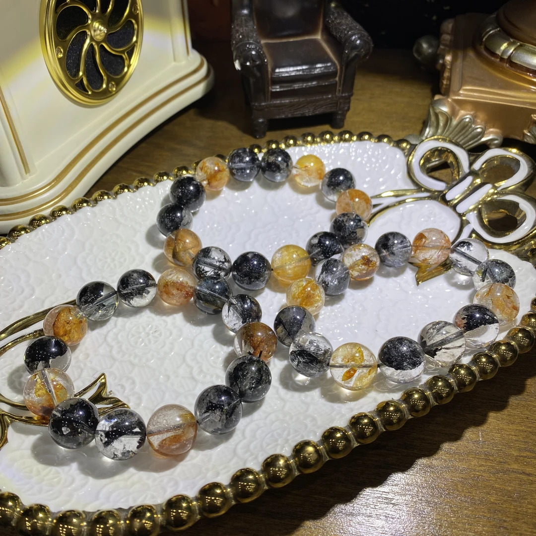 V217-珍藏高品质老矿料天然油胆闪灵水晶手串-多样性发其一