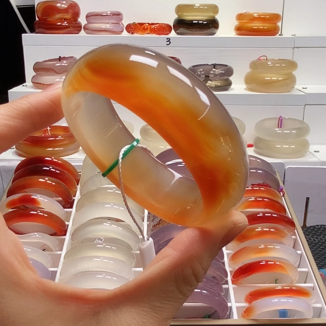 玛瑙/玉髓未镶嵌手镯