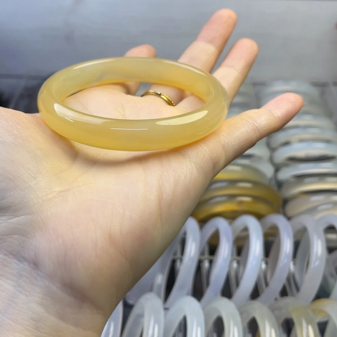 玛瑙/玉髓未镶嵌手镯