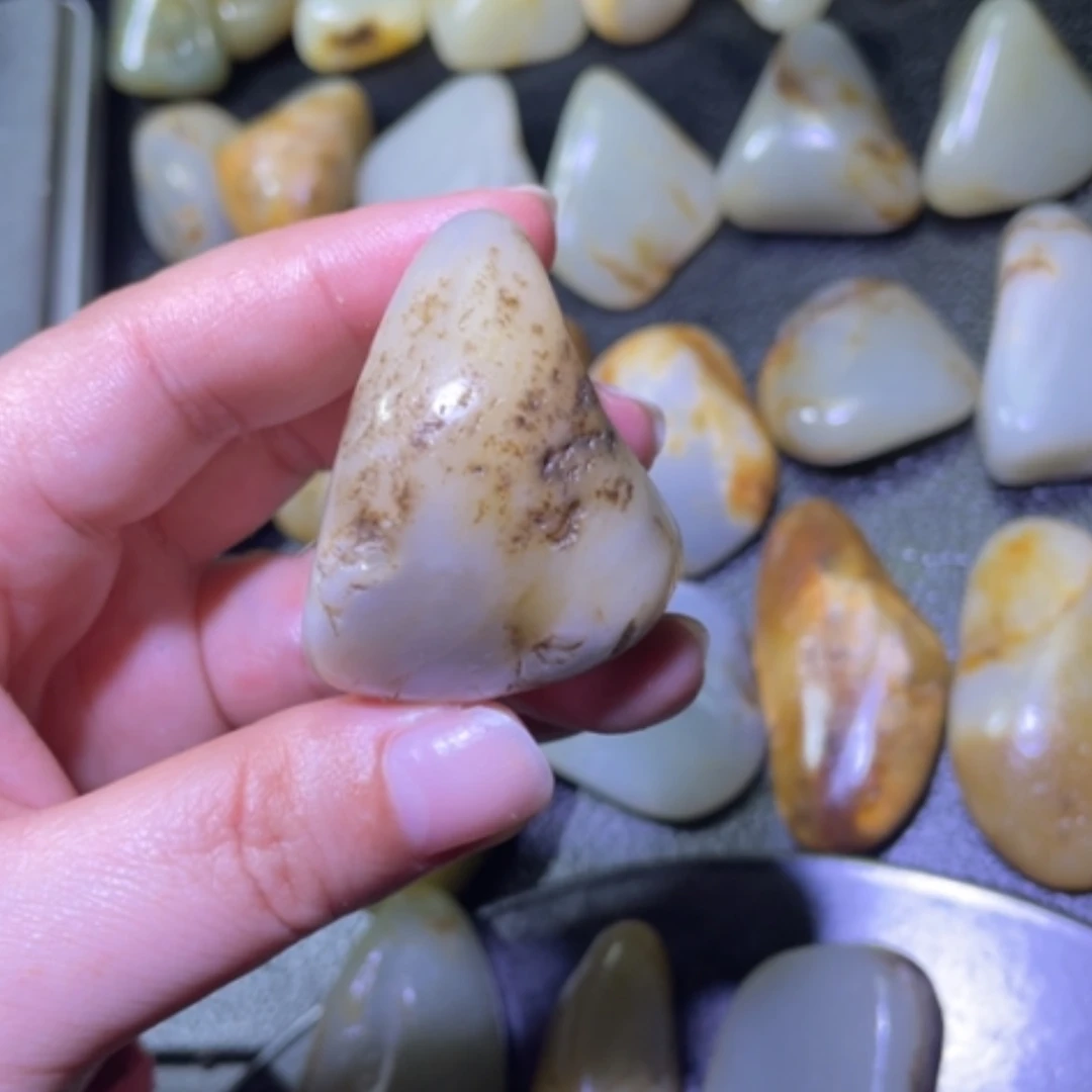 【闪购商品】颈饰未镶嵌和田玉