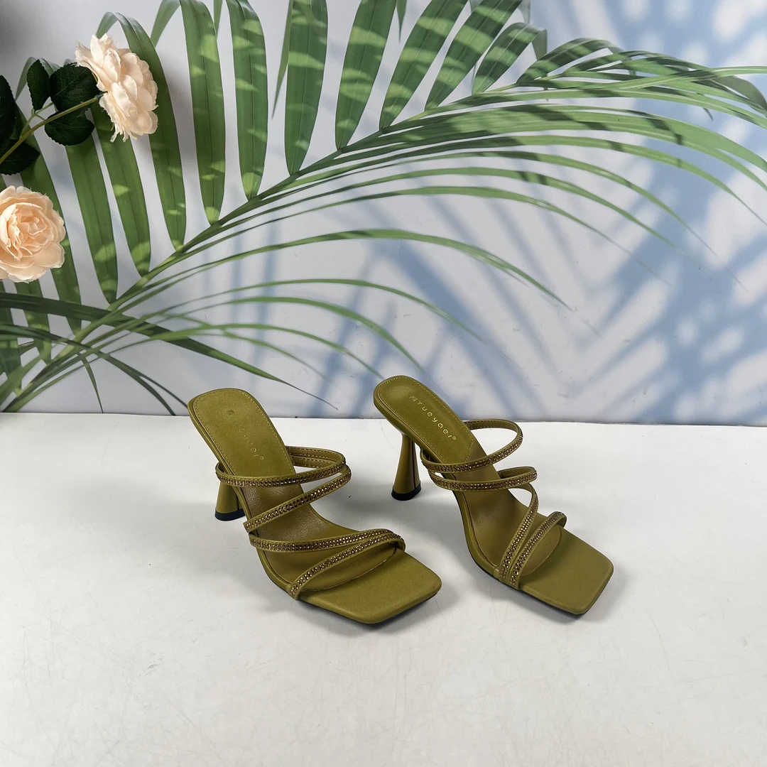 小强家  芽儿家新款百搭舒适高跟凉鞋（W20-40-1 ）（W34AYH1260806）