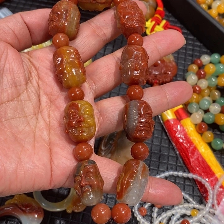 石英质玉（黄龙玉）未镶嵌吊坠