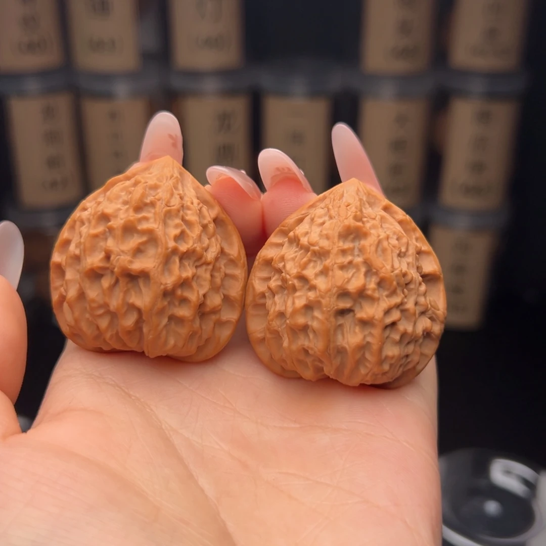 水****吊坠文玩核桃金牛