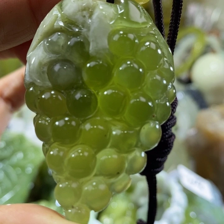岫玉未镶嵌岫玉吊坠