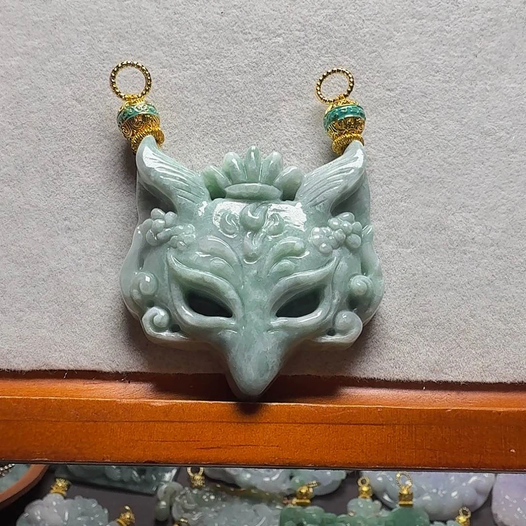 吊坠(赠链)未镶嵌翡翠