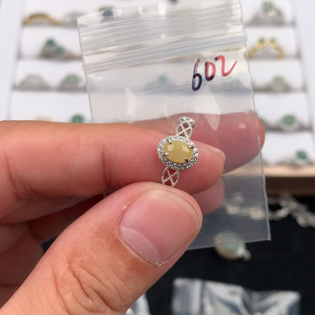 未镶嵌戒指翡翠602