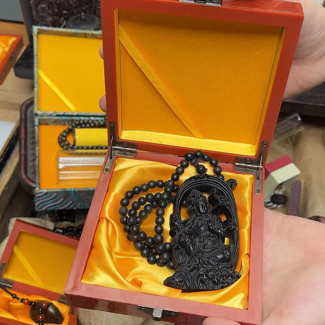 大叶紫檀（黑酸枝木类）