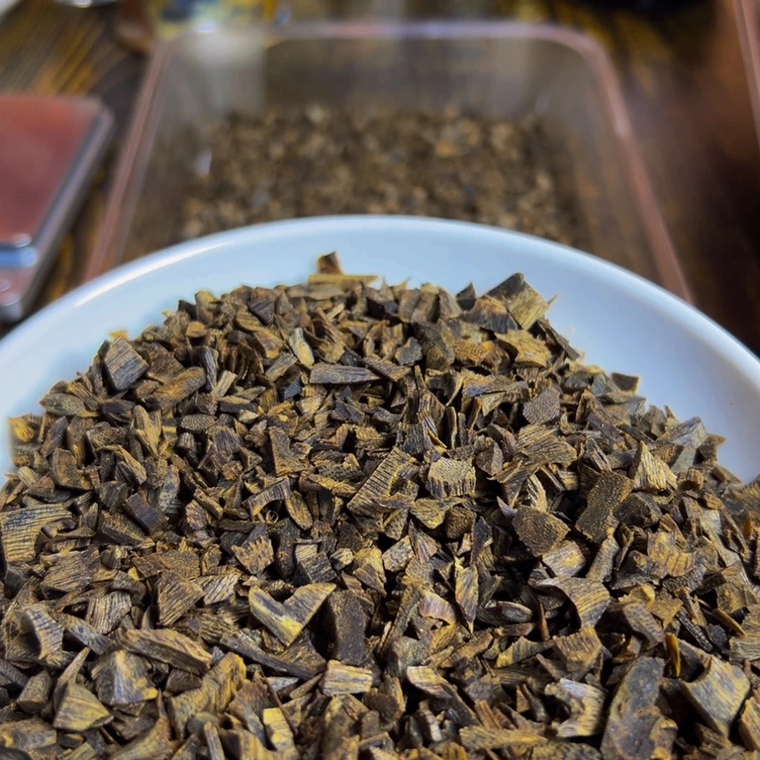 沉香沉香碎屑乌身沉水碎料30克