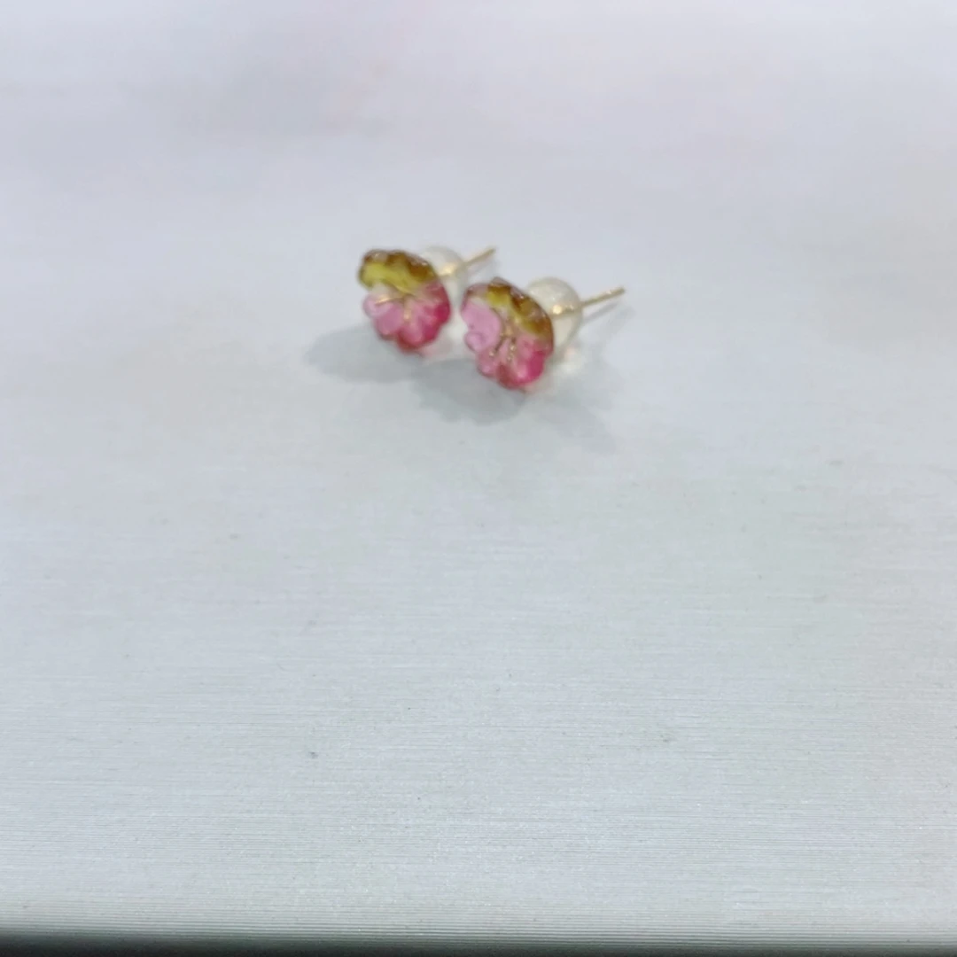 18K金镶嵌耳饰m碧玺花花