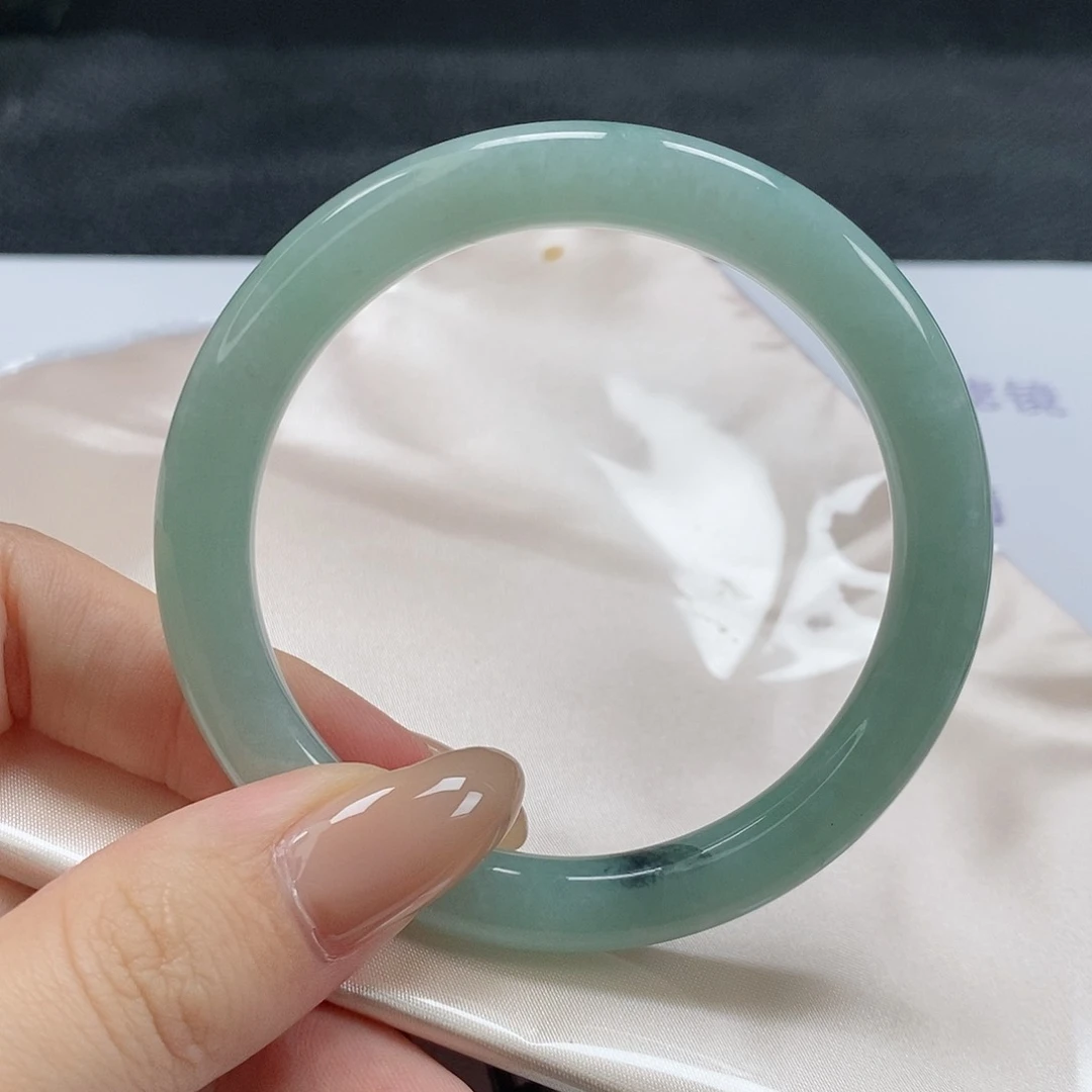 【闪购商品】翡翠手镯（圆镯）未镶嵌372号