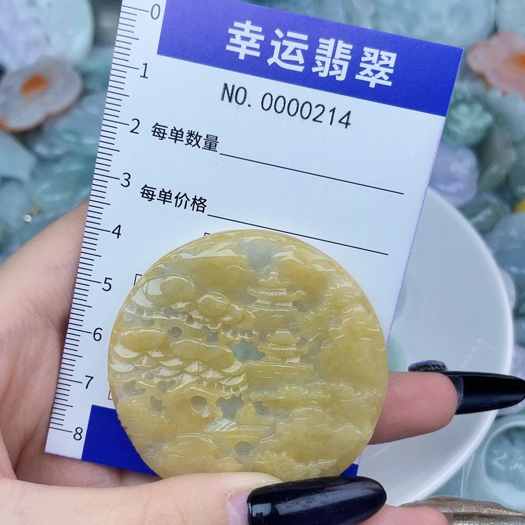 翡翠未镶嵌颈饰hhh