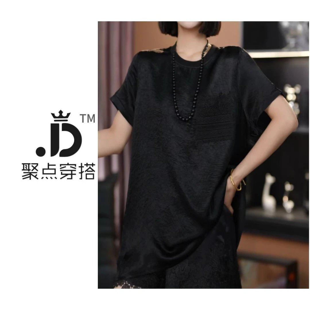 JUDIAN-【蕾丝T】套头圆领缎感后背镂空开叉短袖8jd302698