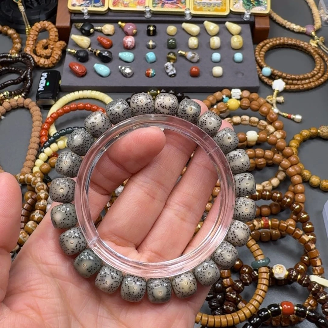 紫金鼠手串红红火火恍恍惚惚