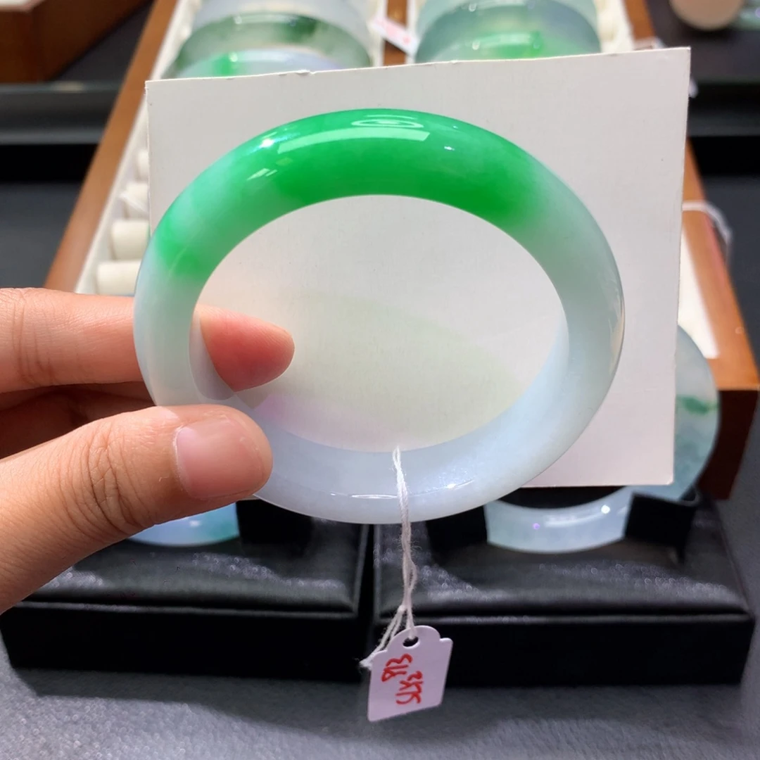 未镶嵌手镯翡翠正圈
