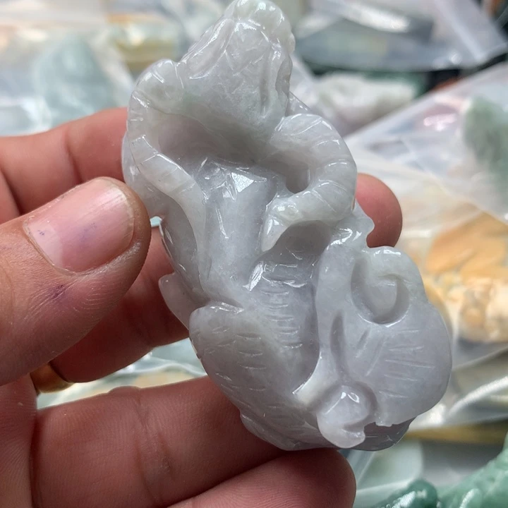 翡翠未镶嵌颈饰保真天然a货翡翠